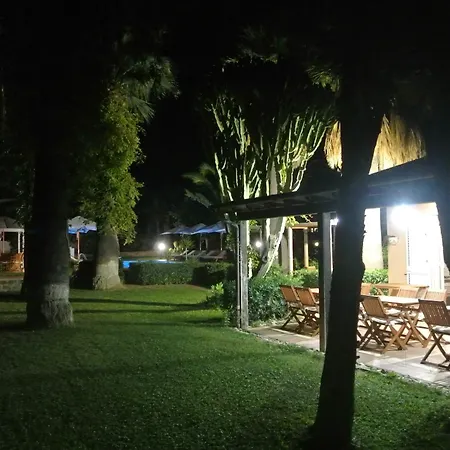 Carlotta 3* San Leone