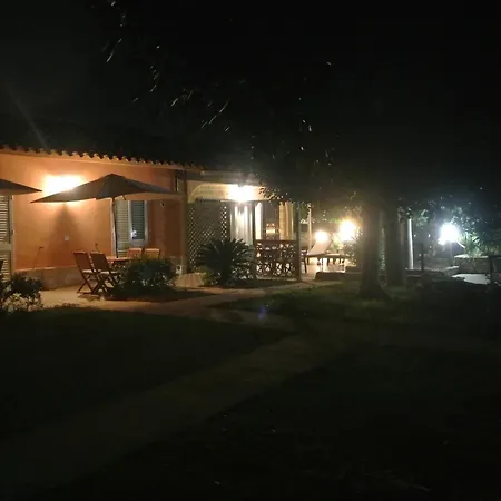 Carlotta Bed & Breakfast San Leone