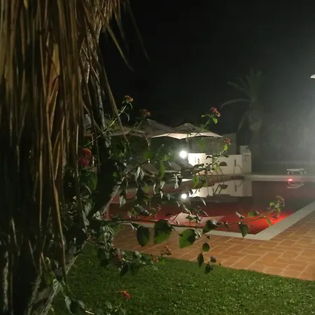 Carlotta Bed & Breakfast 3*