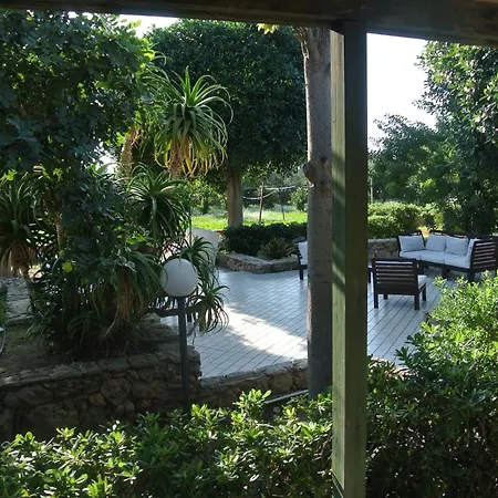 Carlotta Bed & Breakfast