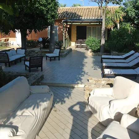 Carlotta Bed & Breakfast San Leone