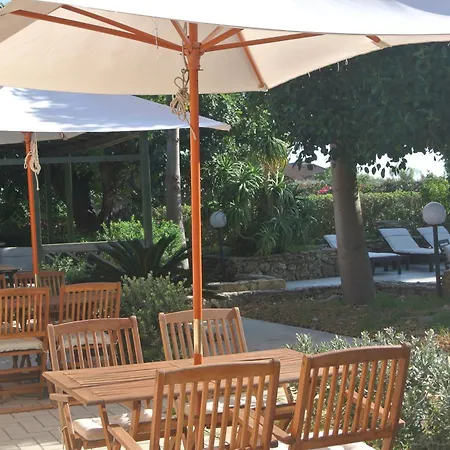 Carlotta Bed & Breakfast San Leone