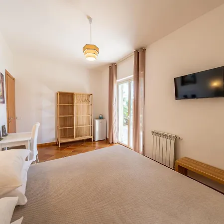 Carlotta 4* San Leone